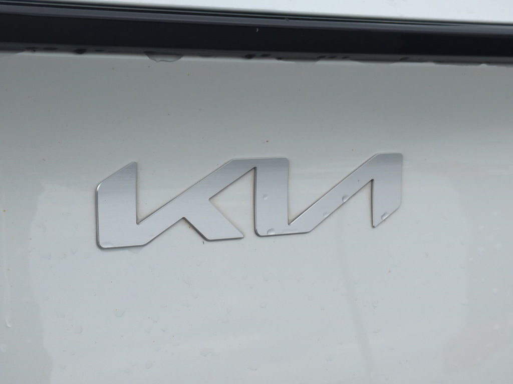 Thumbnail: 2023 Kia Sportage - 24