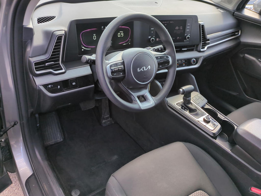 2024 Kia Sportage LX 2