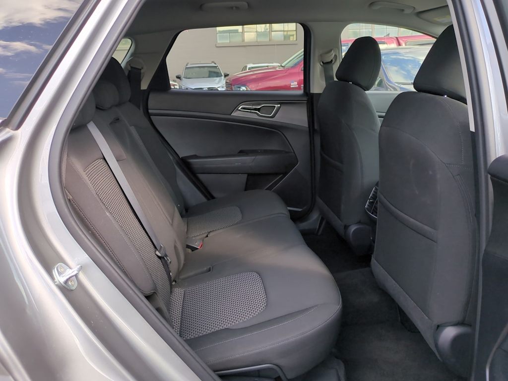 2024 Kia Sportage LX 29