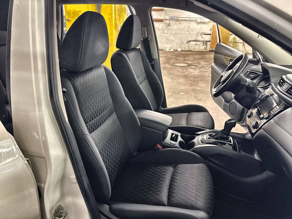 Thumbnail: 2019 Nissan Rogue - 12