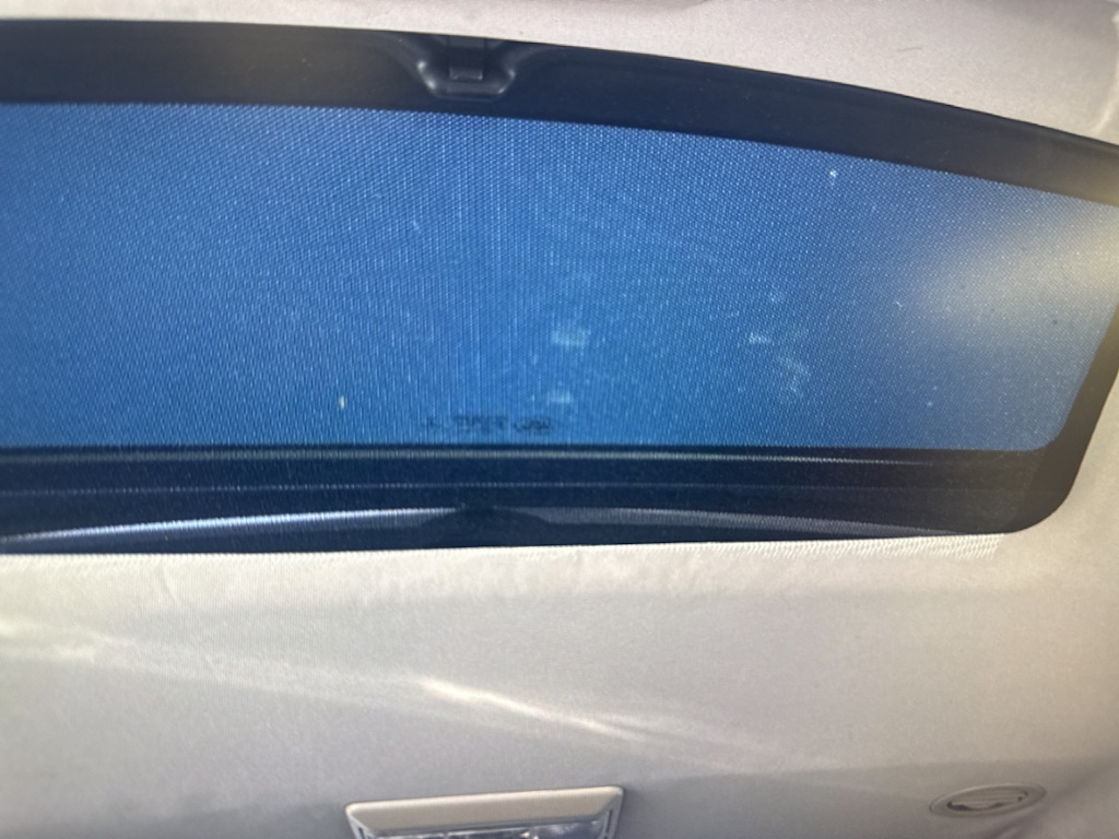 Thumbnail: 2015 Land Rover LR4 - 20