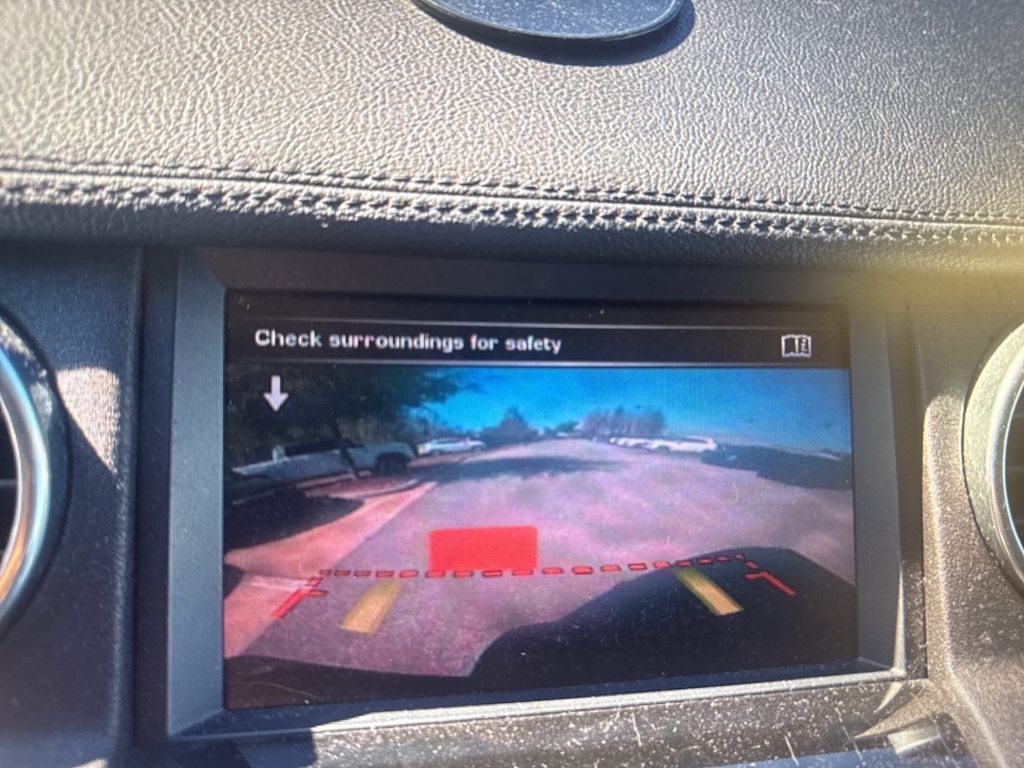 Thumbnail: 2015 Land Rover LR4 - 19