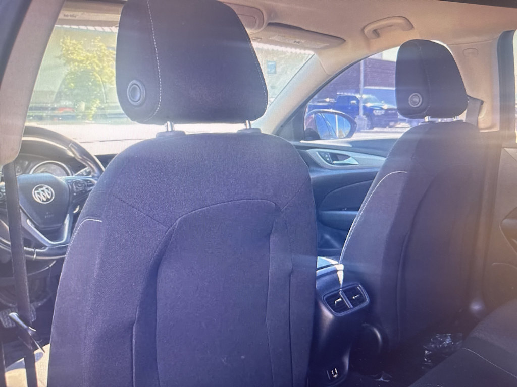 Thumbnail: 2018 Buick Regal - 12