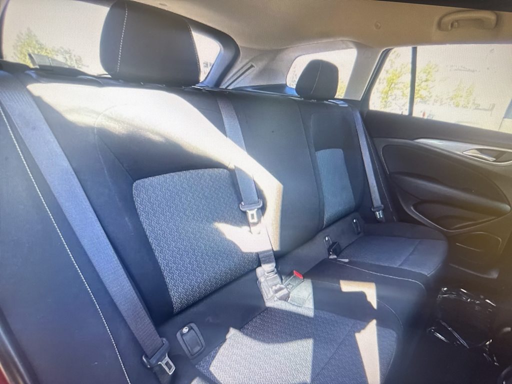 Thumbnail: 2018 Buick Regal - 13