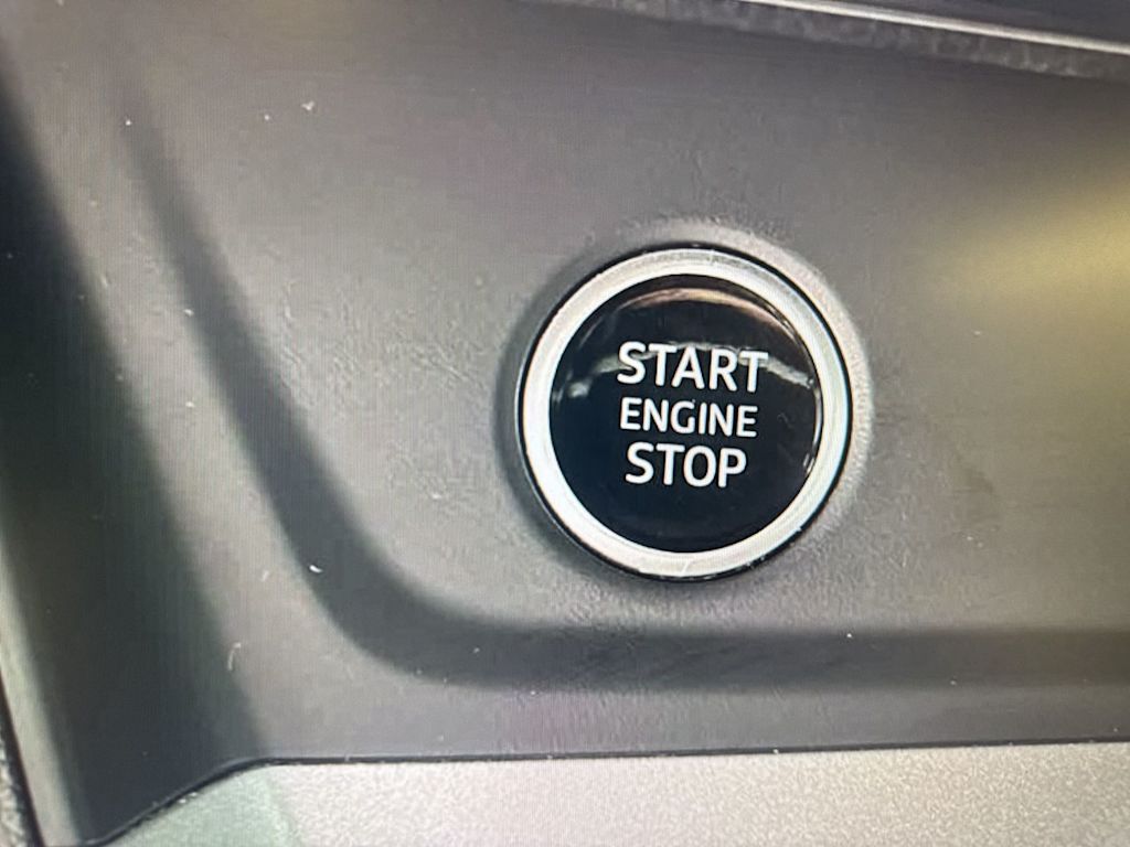 Thumbnail: 2022 Audi Q3 - 19