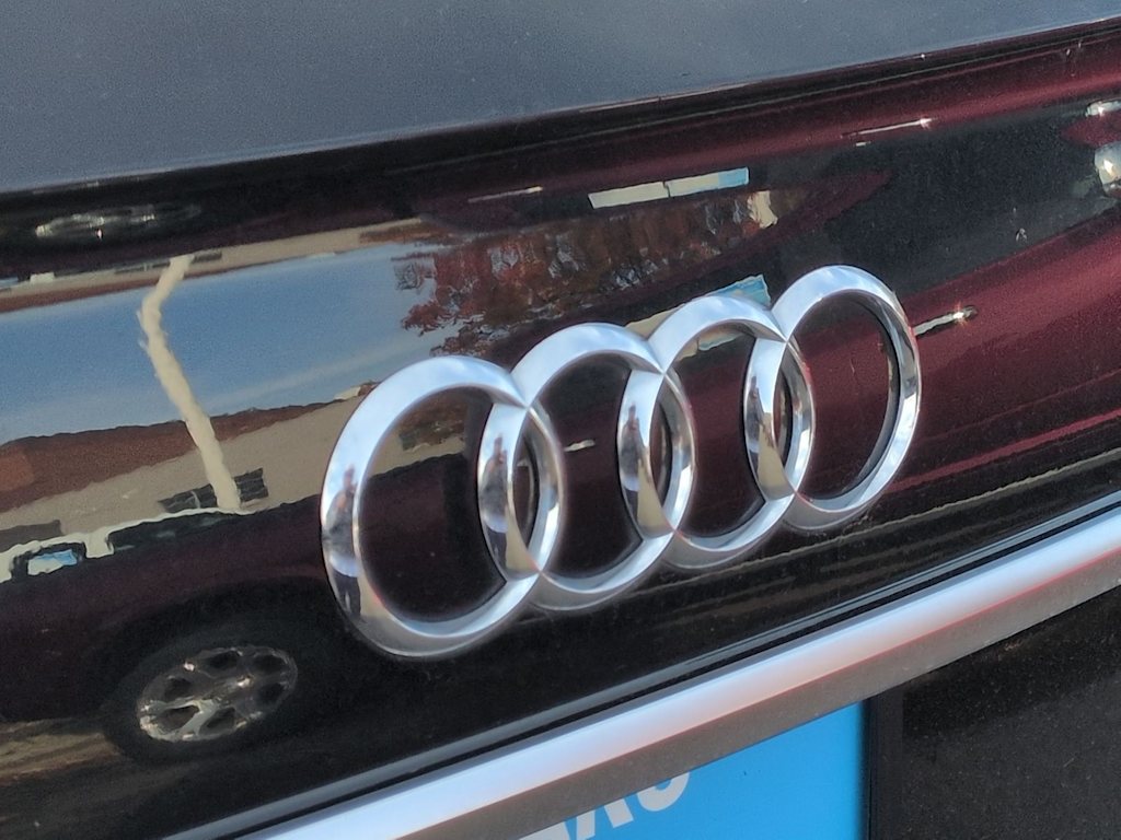 Image of 2023 Audi Q5 S-Line