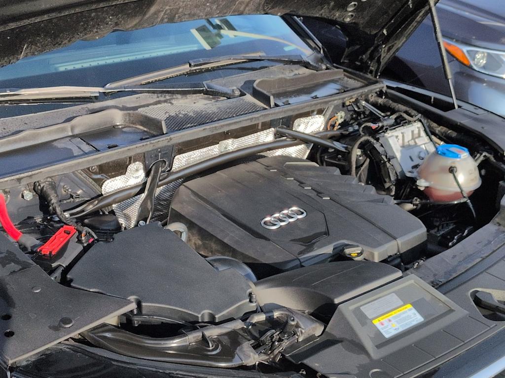 Image of 2023 Audi Q5 S-Line