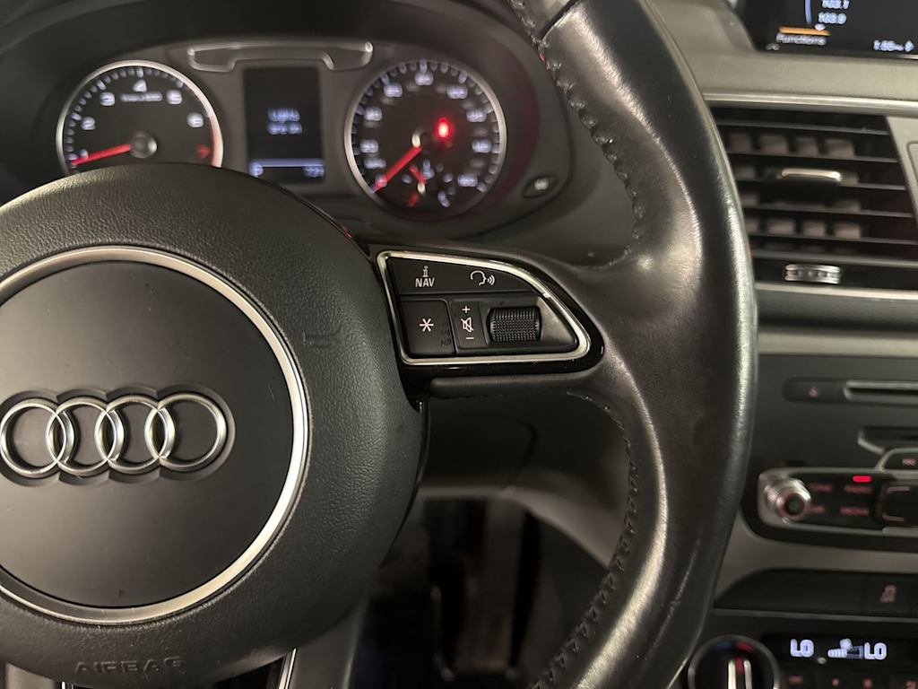 Thumbnail: 2018 Audi Q3 - 30