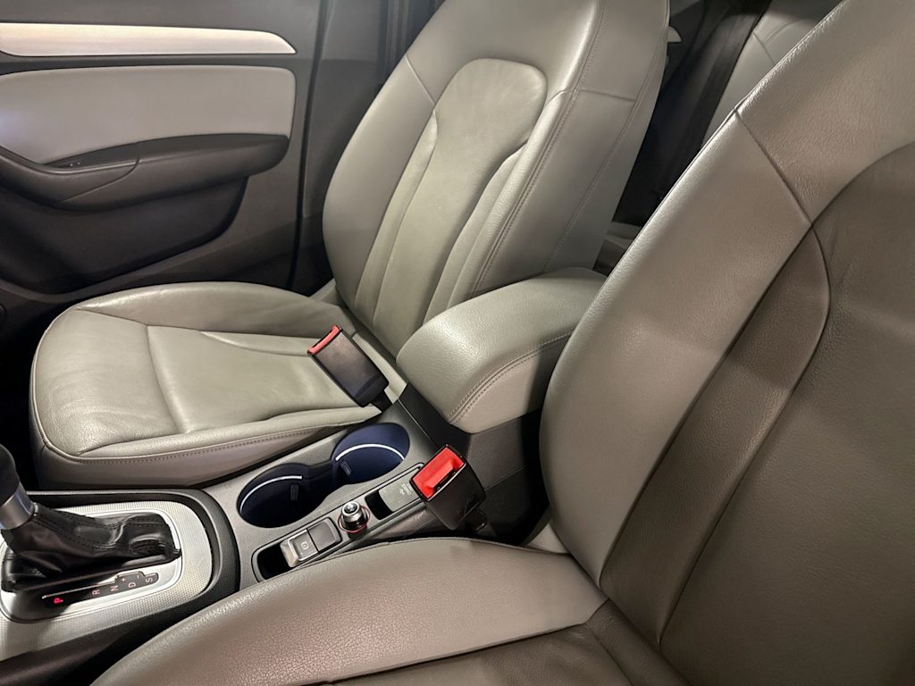 Thumbnail: 2018 Audi Q3 - 31