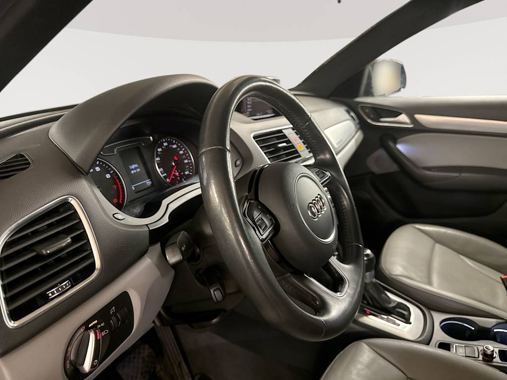 Thumbnail: 2018 Audi Q3 - 14