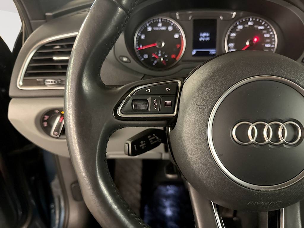 Thumbnail: 2018 Audi Q3 - 29