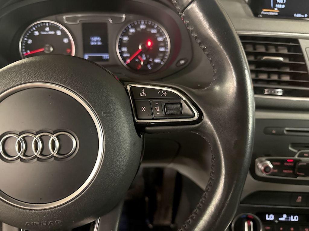 Thumbnail: 2018 Audi Q3 - 30