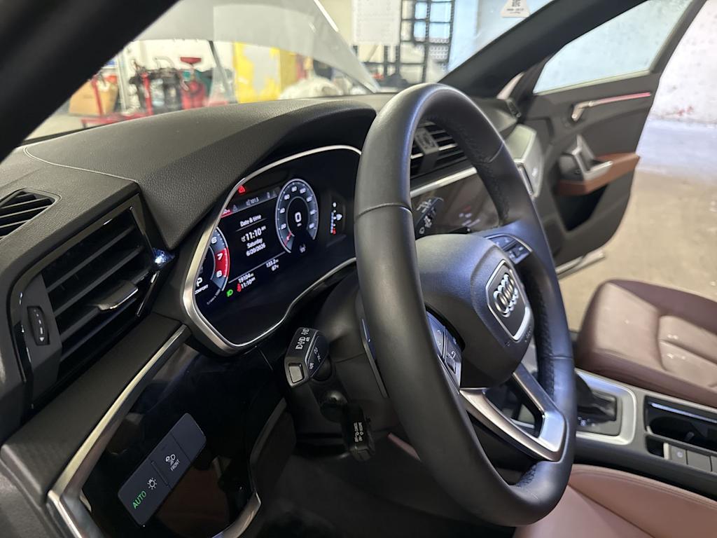 Thumbnail: 2024 Audi Q3 - 12