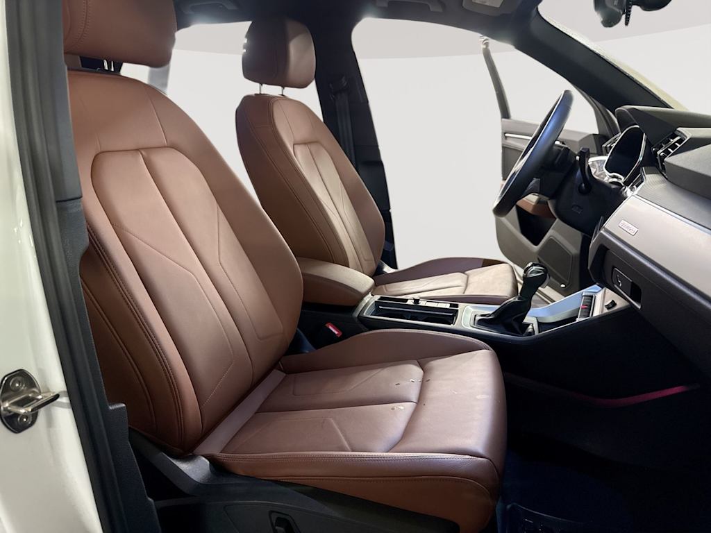 Thumbnail: 2024 Audi Q3 - 26