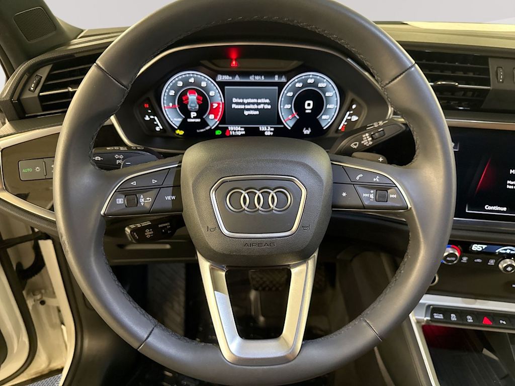 Thumbnail: 2024 Audi Q3 - 8