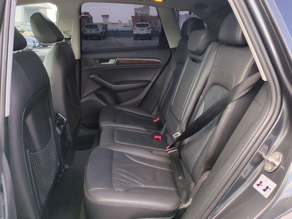 Thumbnail: 2016 Audi Q5 - 28