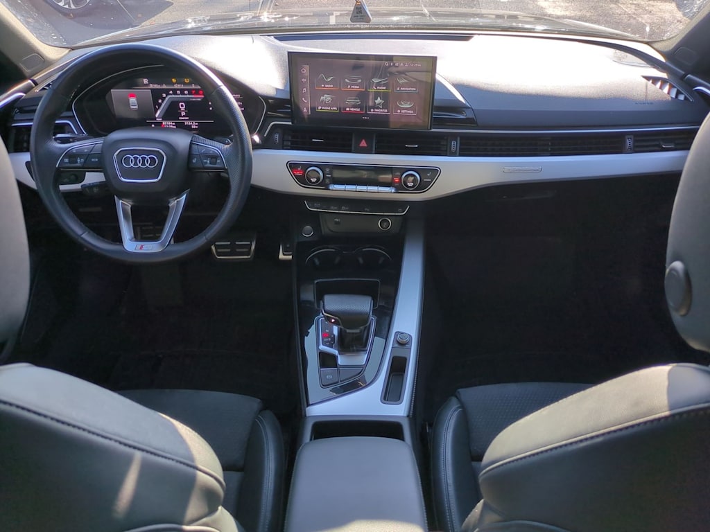 Thumbnail: 2022 Audi A4 - 10