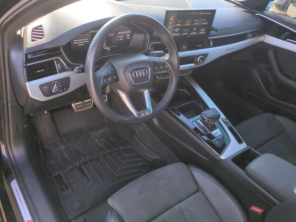 Thumbnail: 2022 Audi A4 - 2