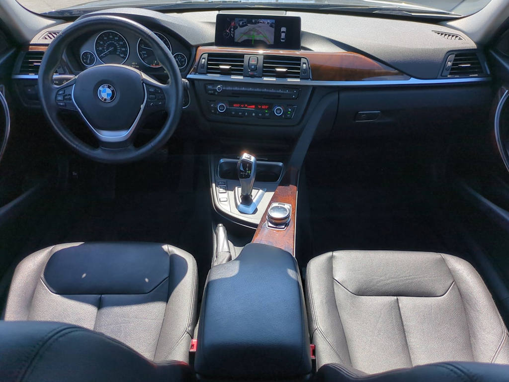 Thumbnail: 2015 BMW 3 Series - 10