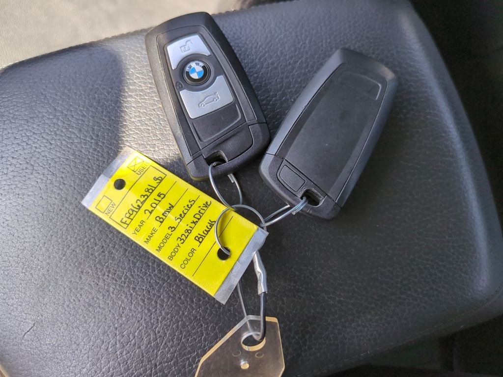 2015 BMW 3 Series 328xi 19