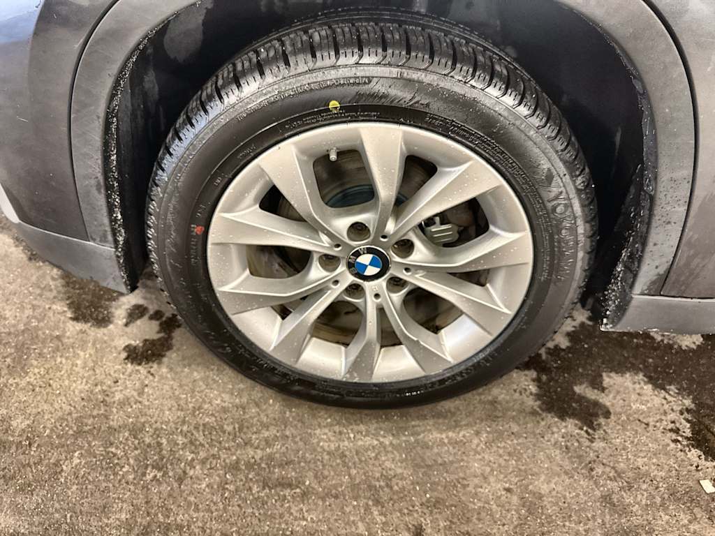 Thumbnail: 2014 BMW X1 - 8