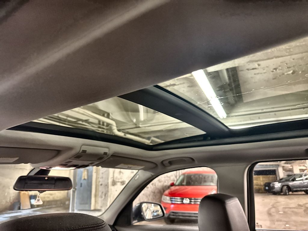 Thumbnail: 2014 BMW X1 - 27