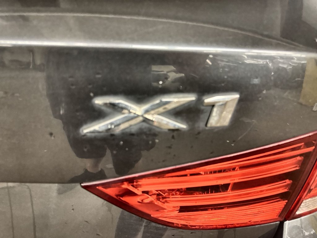 Thumbnail: 2014 BMW X1 - 25