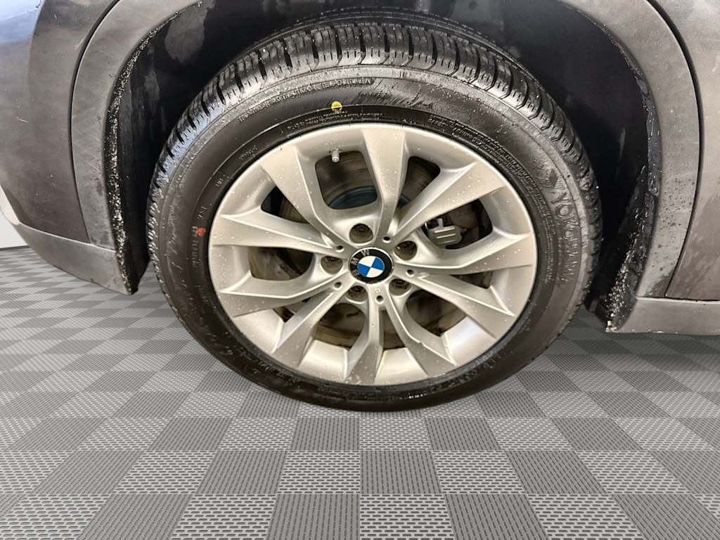 Thumbnail: 2014 BMW X1 - 8
