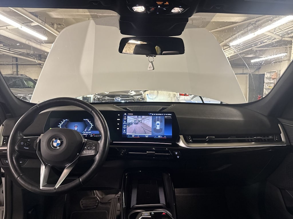Thumbnail: 2023 BMW X1 - 2