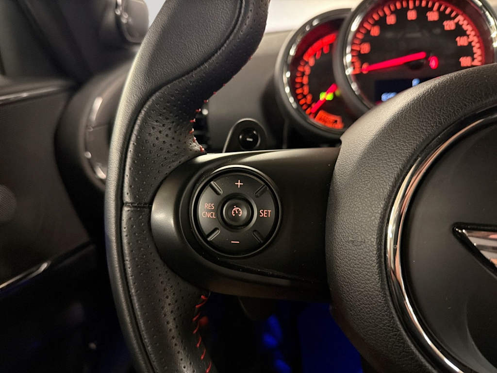 Thumbnail: 2018 MINI Cooper Clubman - 26