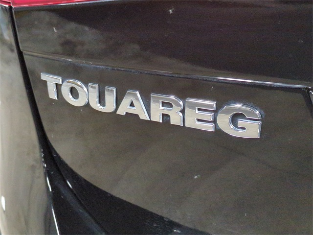 2014 Volkswagen Touareg Executive 25