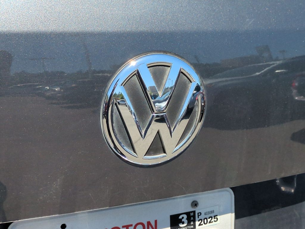 Thumbnail: 2014 Volkswagen Touareg - 7
