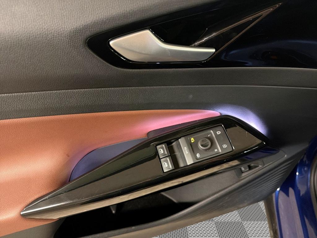 Thumbnail: 2021 Volkswagen ID.4 - 22
