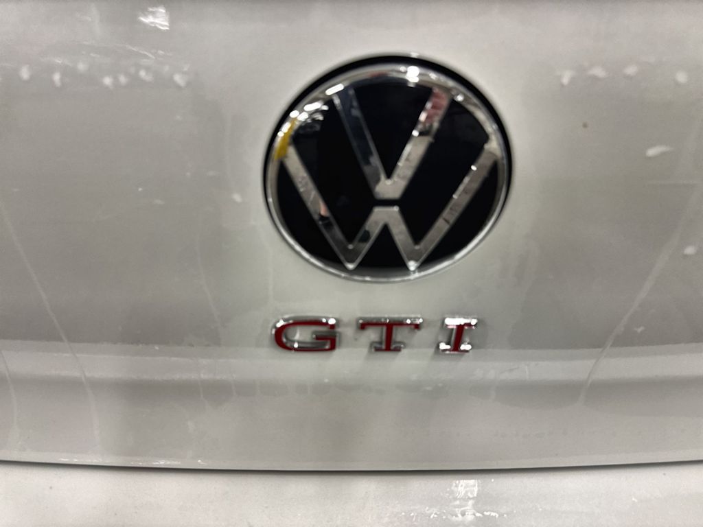 Thumbnail: 2023 Volkswagen Golf - 6