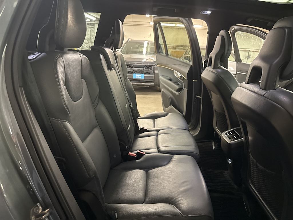 Thumbnail: 2020 Volvo XC90 - 26