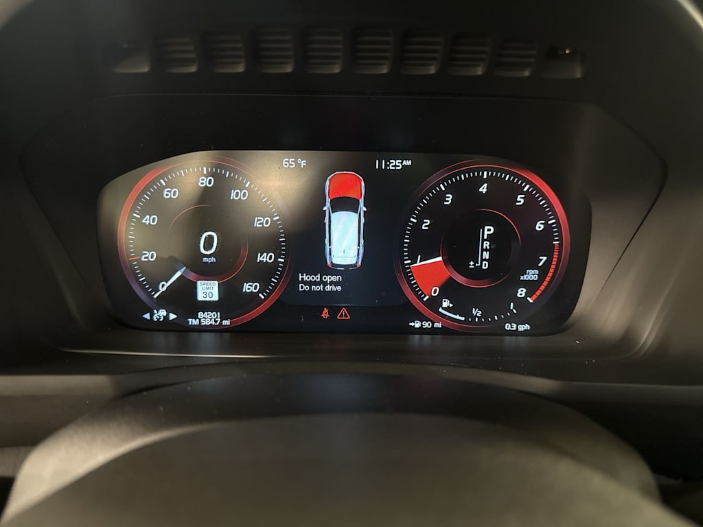 Thumbnail: 2020 Volvo XC90 - 16