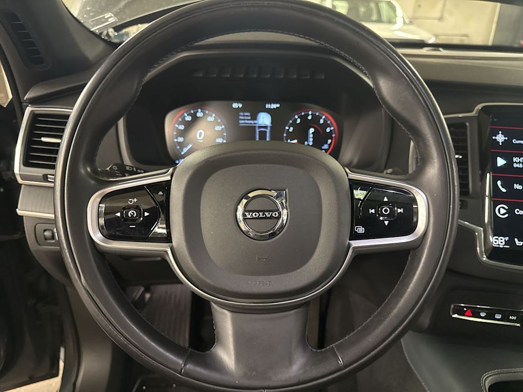 Thumbnail: 2020 Volvo XC90 - 9