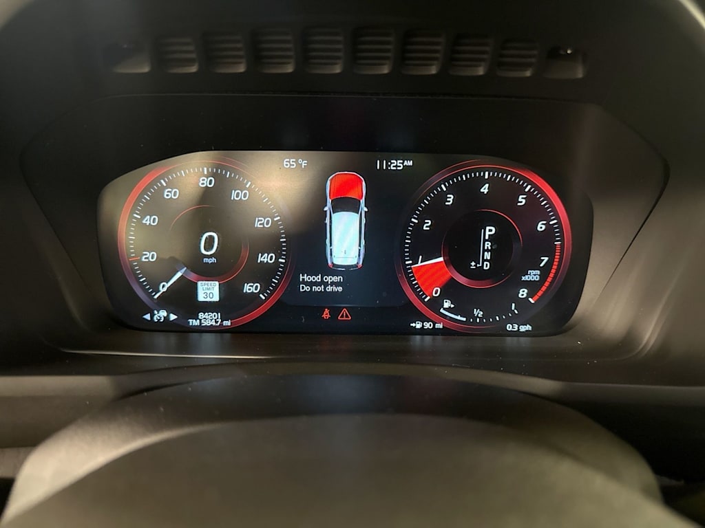 Thumbnail: 2020 Volvo XC90 - 16