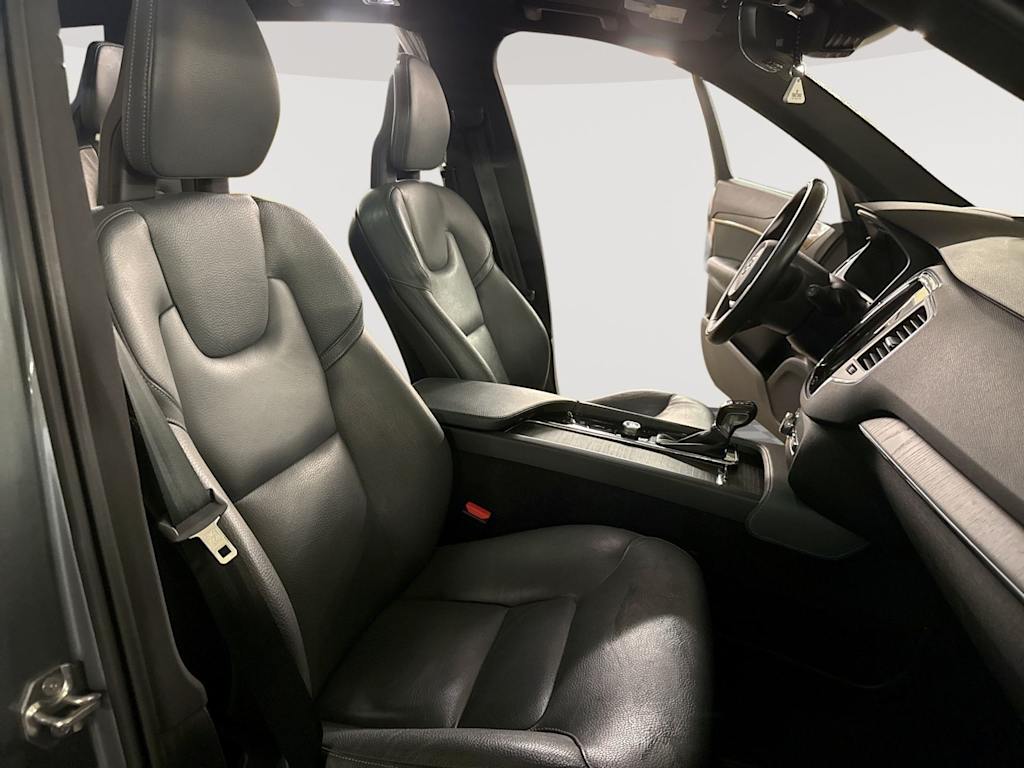 Thumbnail: 2020 Volvo XC90 - 27