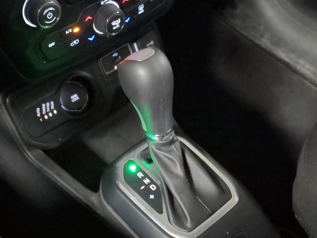 2018 Jeep Renegade Latitude 16