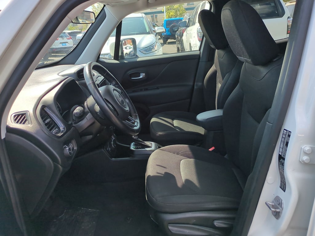 2018 Jeep Renegade Latitude 11
