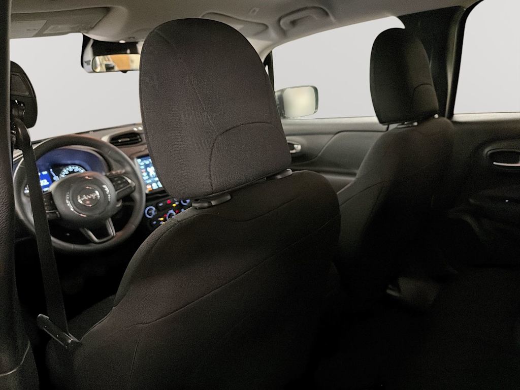 Thumbnail: 2022 Jeep Renegade - 23
