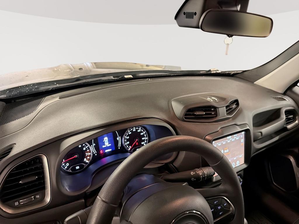 Thumbnail: 2022 Jeep Renegade - 21