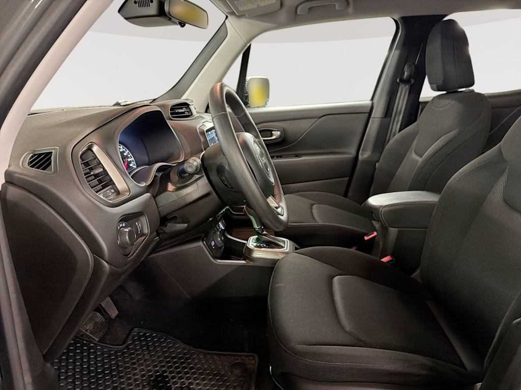 Thumbnail: 2022 Jeep Renegade - 8