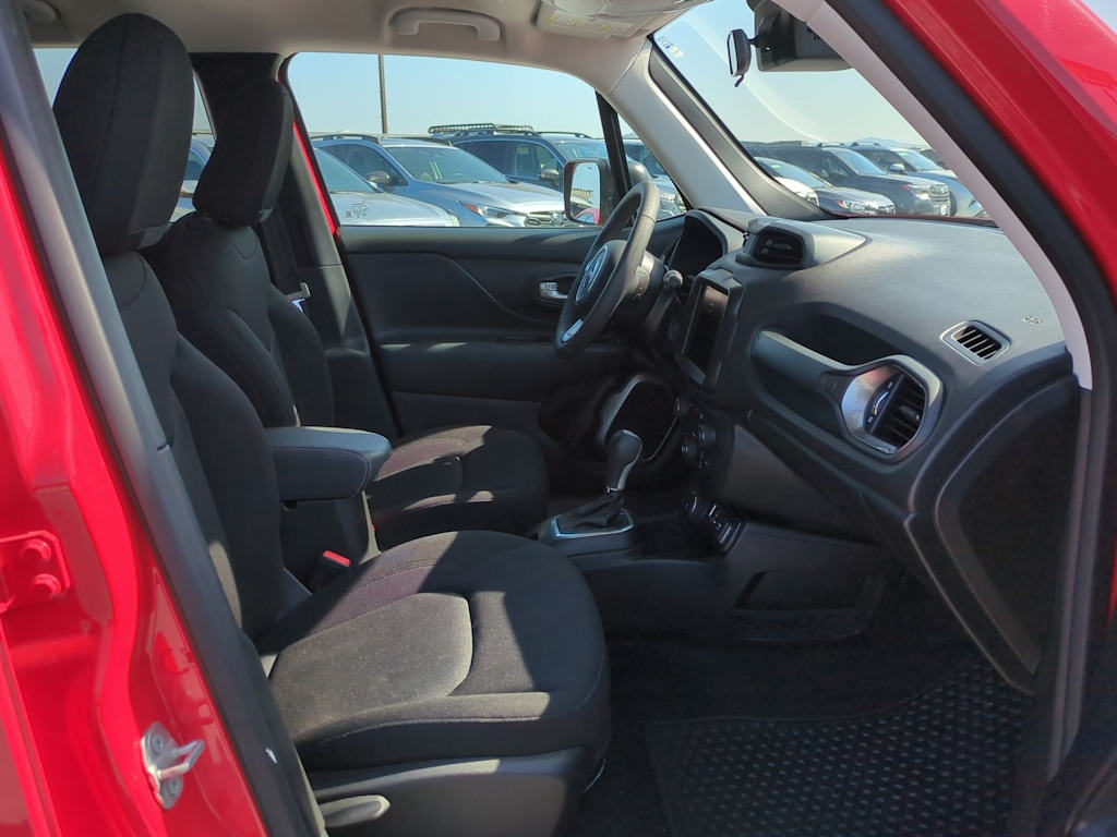 2023 Jeep Renegade Latitude 29