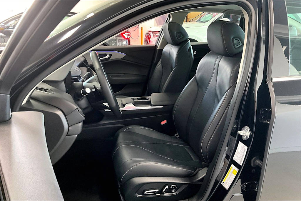 Thumbnail: 2023 Acura TLX - 9