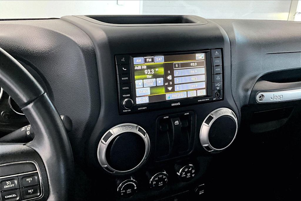 Thumbnail: 2013 Jeep Wrangler - 23