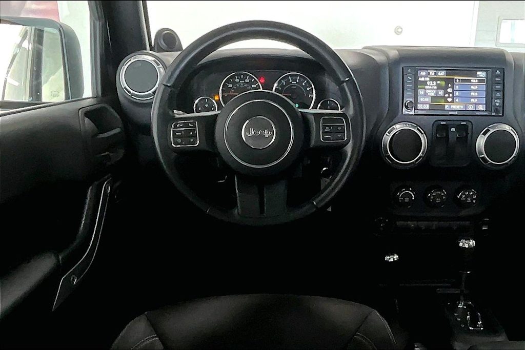 Thumbnail: 2013 Jeep Wrangler - 11