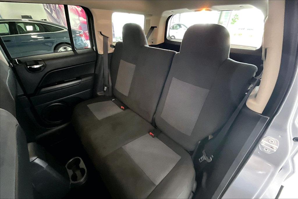 Thumbnail: 2017 Jeep Patriot - 25