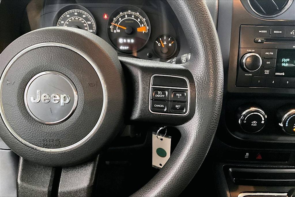 Thumbnail: 2017 Jeep Patriot - 22